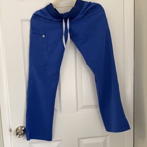 Figs Kade Cargo Scrub Pants in XXSP 
Color Denim